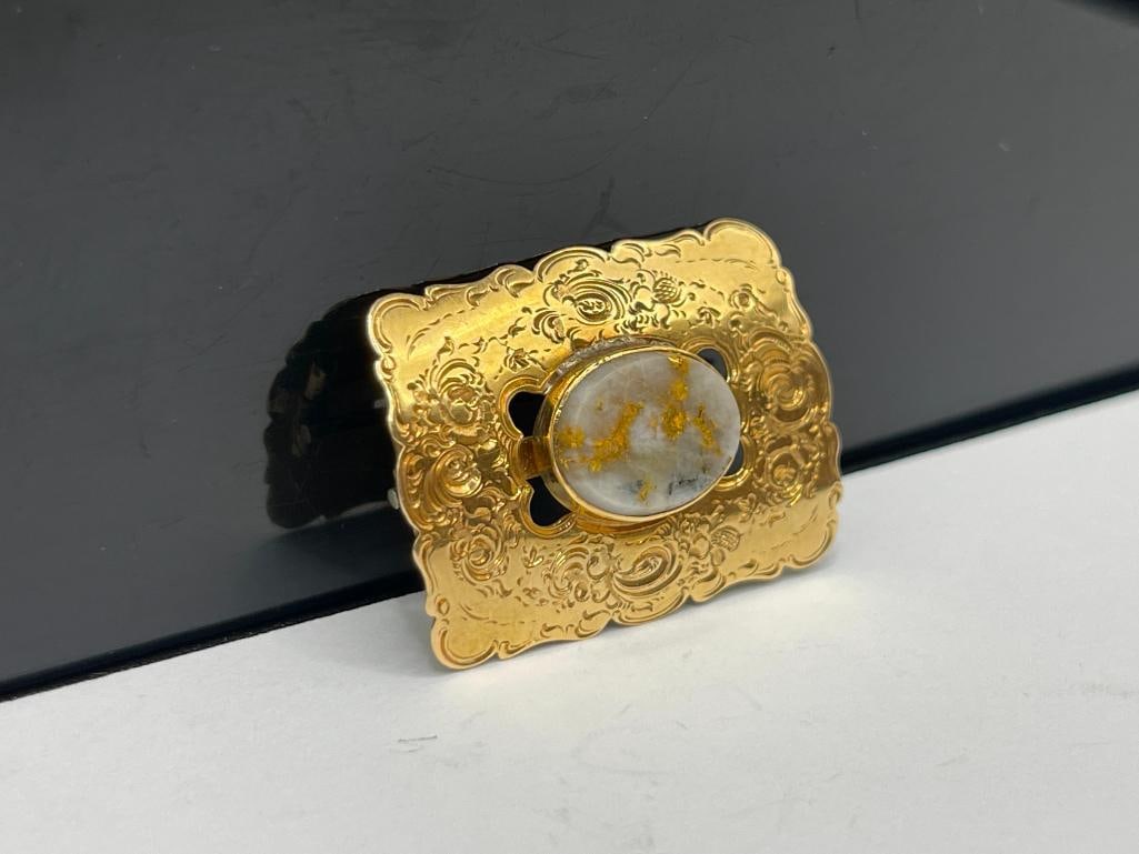 ANTIQUE 1859 DATED 14K YELLOW GOLD BROOCH FEATURING A GOLD AND QUARTZ SPECIMEN IN CENTER - 2