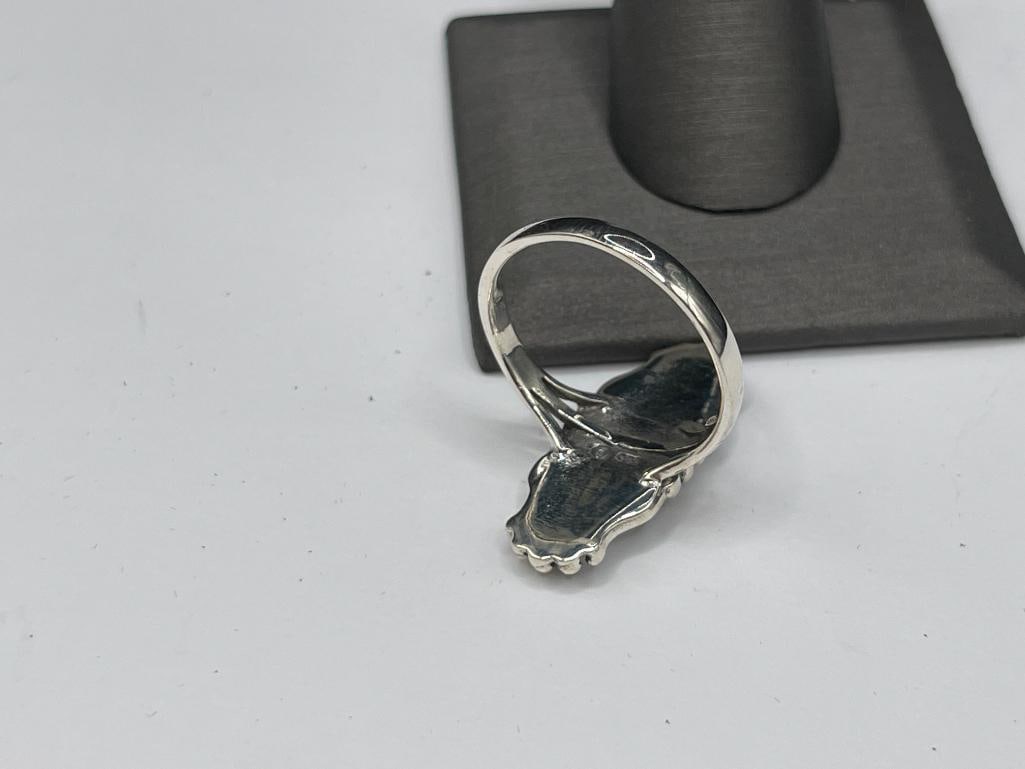 NATIVE AMERICAN DESIGN STERLING SILVER WHITE BUFFALO RING - 4