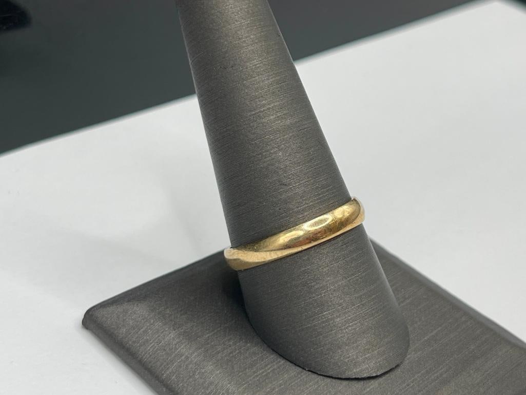 MEN'S 14K YELLOW GOLD WEDDING BAND - 2