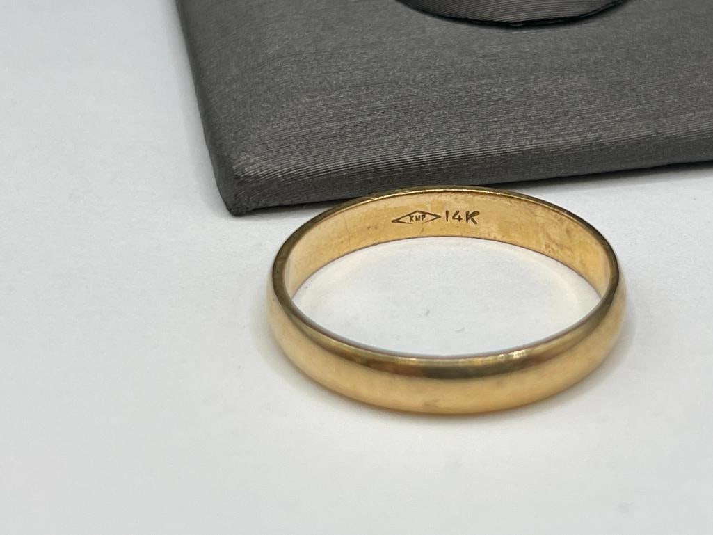 MEN'S 14K YELLOW GOLD WEDDING BAND - 4