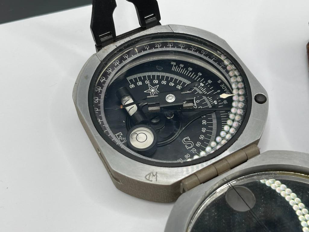 D.W. BRUNTONS STANDARD POCKET TRANSIT COMPASS AND LEATHER CASE - 3