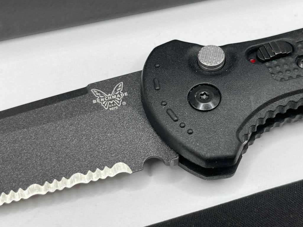 BENCHMADE 9070BK CLAYMORE AUTOMATIC FOLDING KNIFE WITH ORIGINAL BOX AND DRAWSTRING POUCH - 4