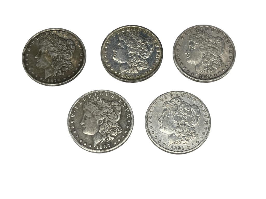 FIVE U.S. MORGAN SILVER DOLLARS FEATURING VARIOUS DATES AND MINT MARKS (1 of 8)