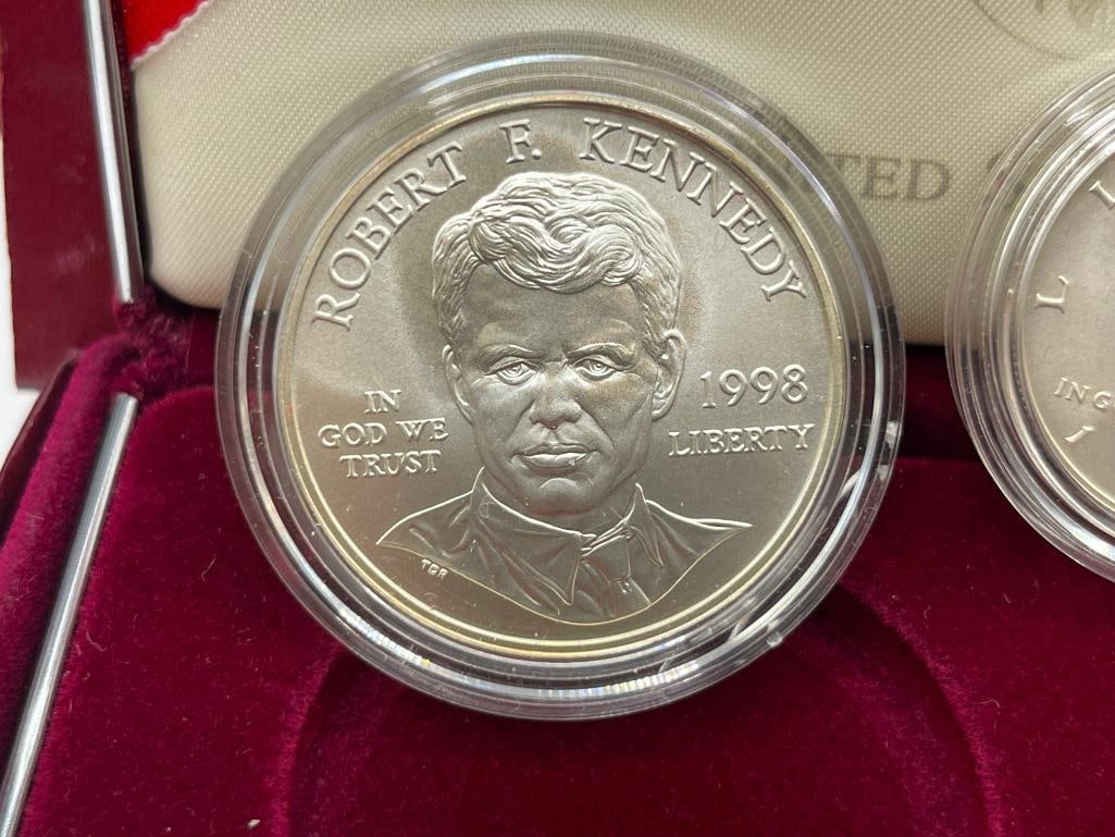 1998 U.S. MINT ROBERT F. KENNEDY MEMORIAL COMMEMORATIVE SILVER DOLLAR AND KENNEDY SILVER HALF DOL... - 3
