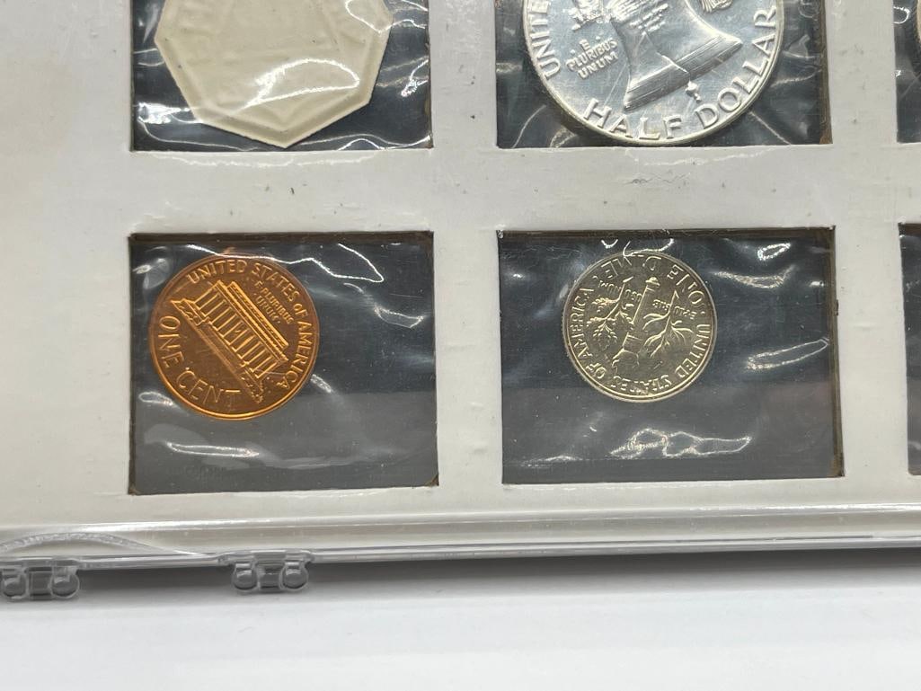 1962 U.S. MINT PROOF SET FEATURING THREE 90% SILVER COINS - 5