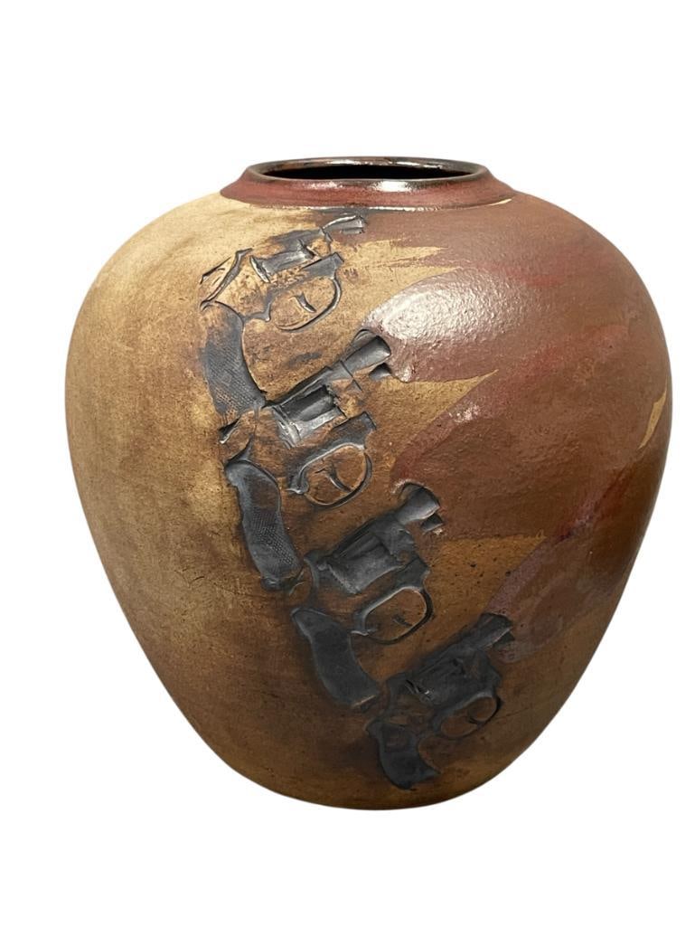 LARGE HAND CRAFTED BULBOUS EARTHENWARE VASE WITH REVOLVER MOTIF STAMPED IN BROWN GLAZE (1 of 9)