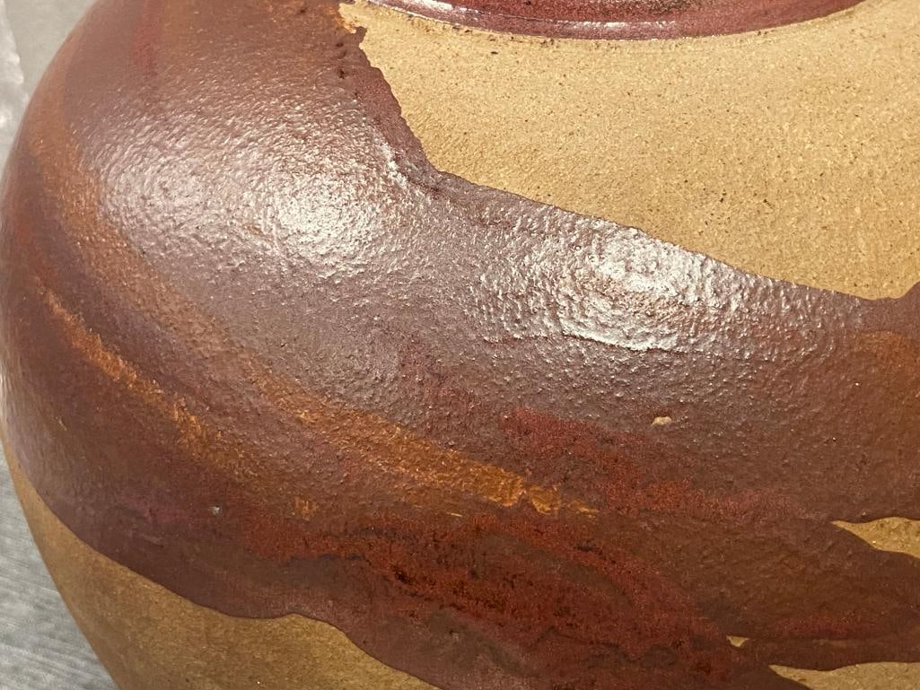 LARGE HAND CRAFTED BULBOUS EARTHENWARE VASE WITH REVOLVER MOTIF STAMPED IN BROWN GLAZE - 8