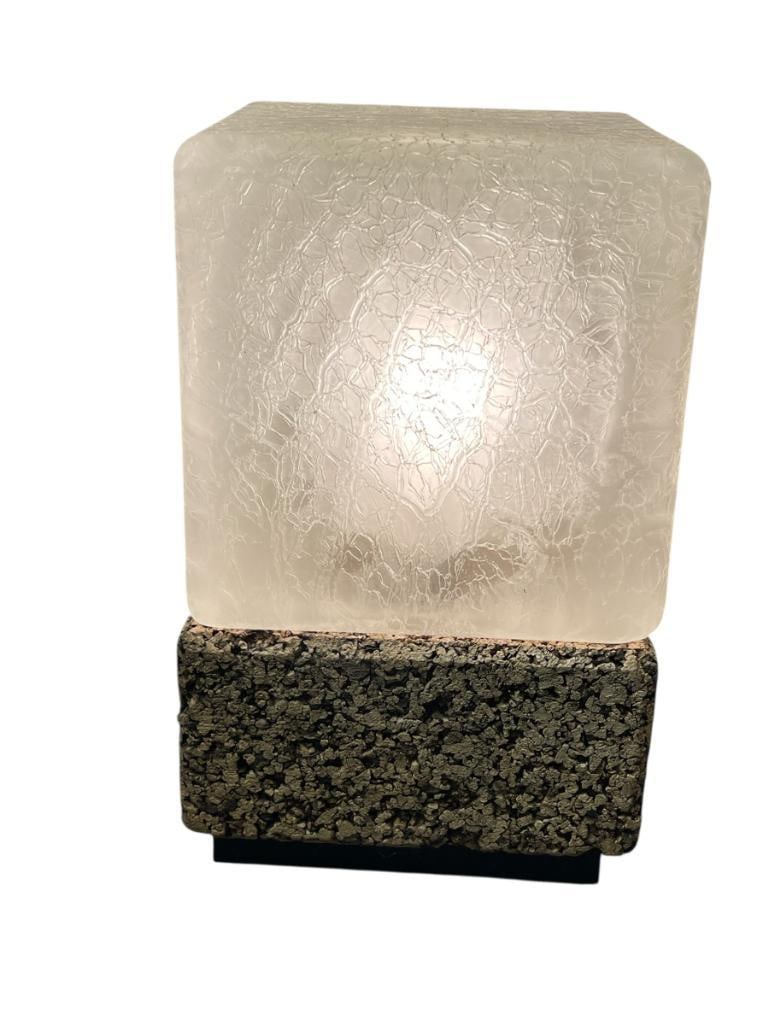 MID-CENTURY MODERN FROSTED CRACKED GLASS ICE CUBE TABLE LAMP WITH CORK BASE (1 of 7)