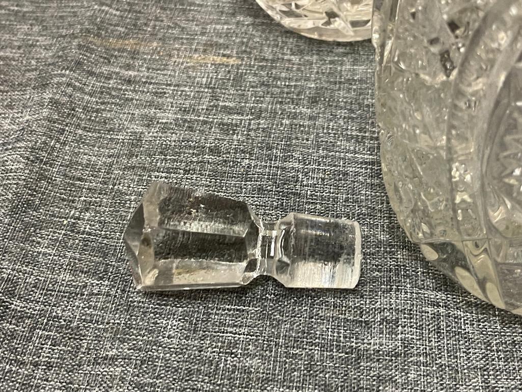 CRYSTAL AND GLASS DECANTERS - 3