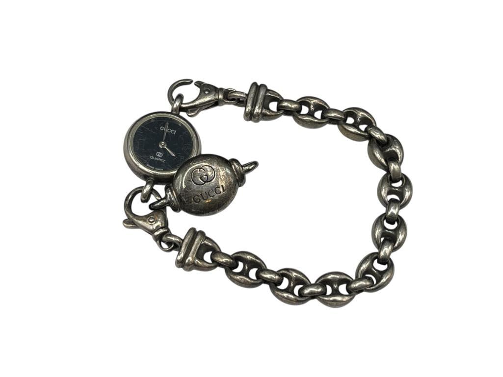 VINTAGE STERLING SILVER GUCCI 2800 QUARTZ WRISTWATCH FEATURING MARINER LINK BRACELET: WATCH NEEDS BATTERY 20MM CASE, 50.58 GRAMS, 8"