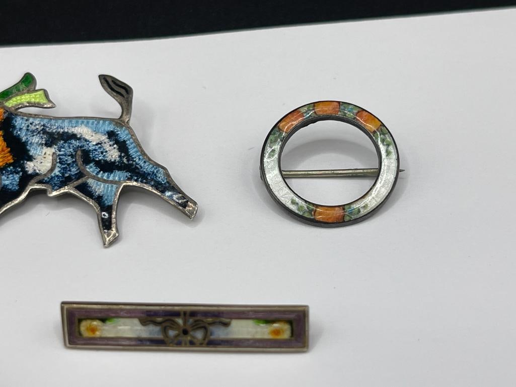 FIVE VINTAGE ENAMELED STERLING SILVER BROOCHES INCLUDING ONE MARKED NORWAY - 5
