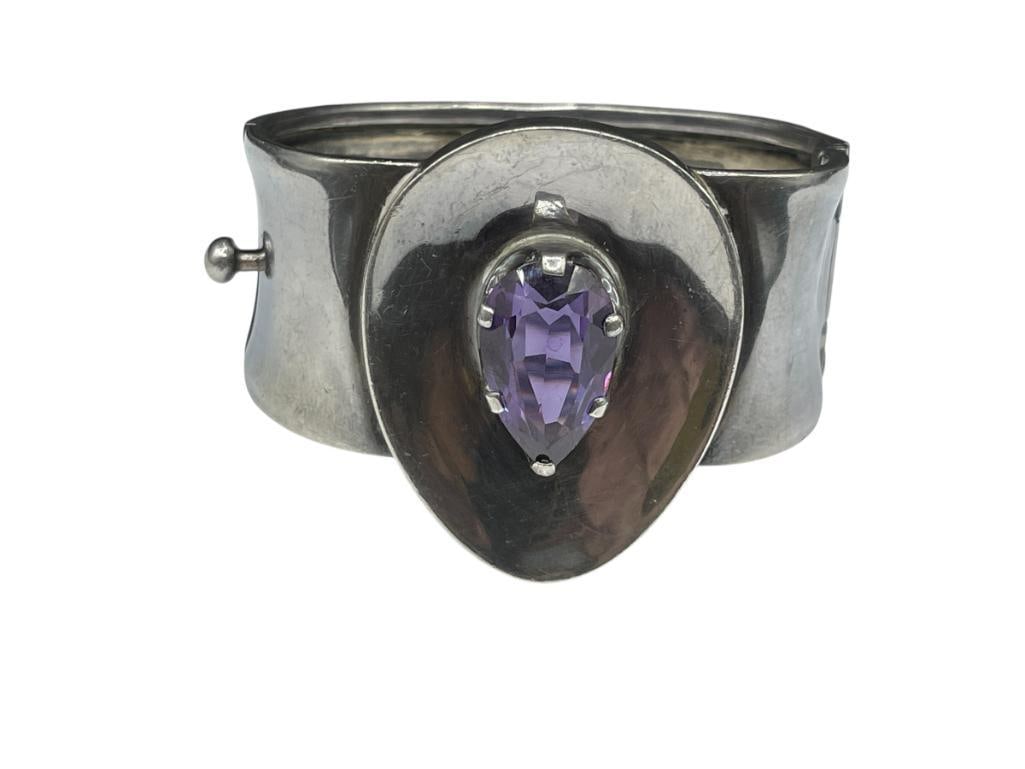 VINTAGE SIGNED TALLERES DE LOS BALESTEROS MEXICO STERLING SILVER ALEXANDRITE HINGED BANGLE BRACELET: HALLMARKED BY MAKER, GEM TESTED NEAR NINE FOR HARDNESS AND SHOWS SLIGHT COLOR CHANGE 2 1/2" WRIST WIDTH, 1 7/8" FRONT, 71.68 GRAMS 