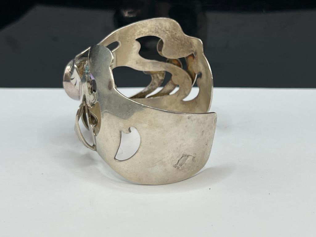 VINTAGE ARTIST SIGNED STERLING SILVER BIRD AND AMETHYST CUFF BRACELET - 3