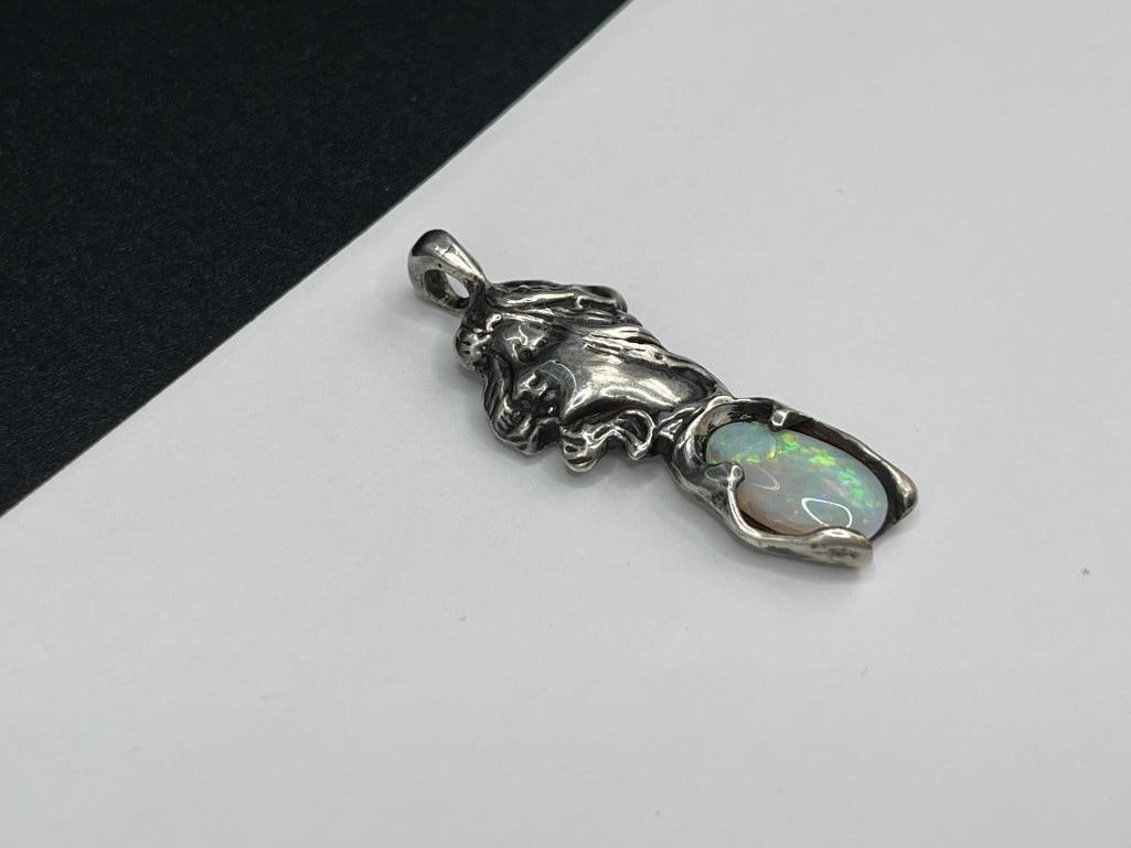 VINTAGE ART NOUVEAU STERLING SILVER WOMAN'S FACE AND OVAL CABOCHON OPAL PENDANT - 2