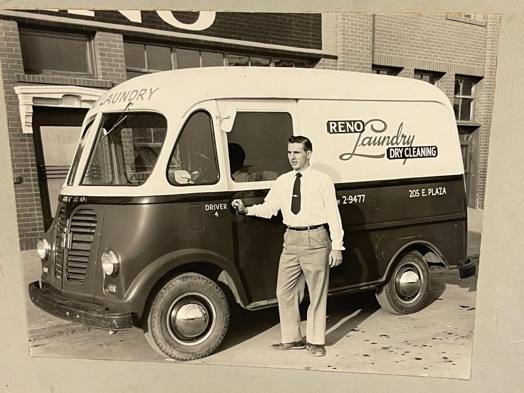 CIRCA 1950'S BLACK AND WHITE PHOTOGRAPH OF DRIVER FOR RENO LAUNDRY NEXT TO METRO VAN - 2