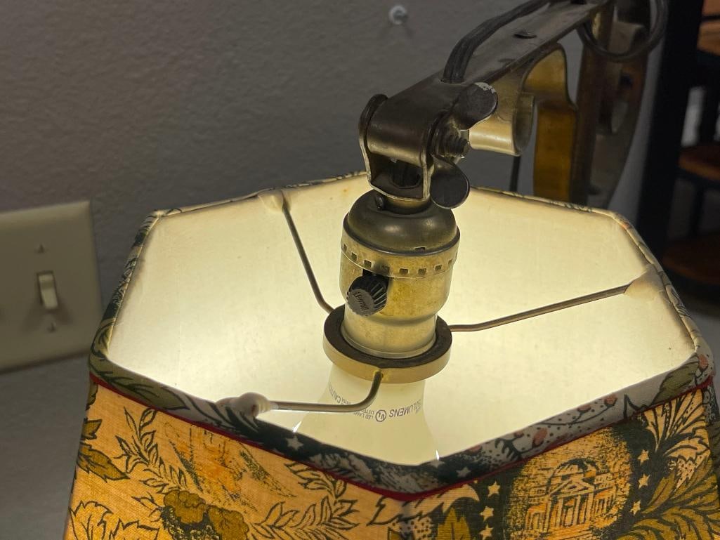 20TH CENTURY SCROLL ART BRIDGE LAMP - 4