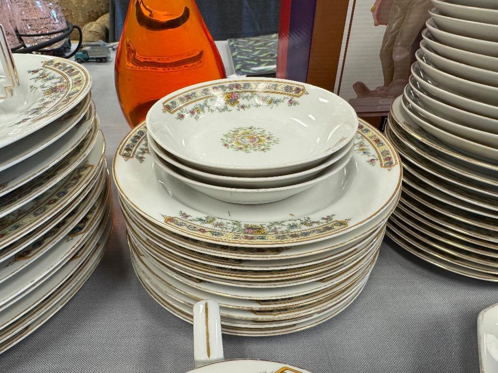 HEINRICJ & CO SELB BAVARIA IMPERIAL CHINA SET 10899 / HC26 - 15