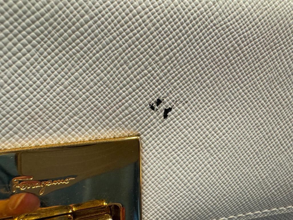 SALVATORE FERRAGAMO 2-WAY HANDBAG NO. AQ-21 0160 WHITE LEATHER BRASS HARDWARE MADE IN ITALY - 5