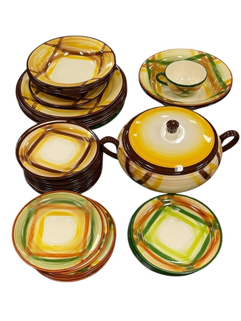 VERNONWARE MID-CENTURY CALIFORNIA POTTERY DISHES BY VERNON KILNS CIRCA 1931-1958 (1 of 1)