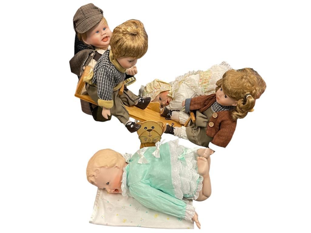 FIVE PORCELAIN DOLLS WITH OUTFITS AND ACCESORIES (1 of 12)