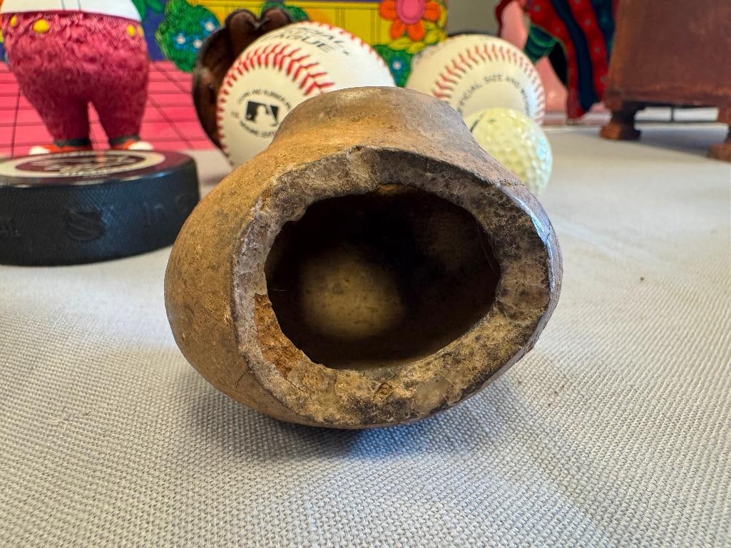 ANCIENT PRE-COLUMBIAN POTTERY VESSELS POSSIBLY FROM THE MOCHE CULTURE OF PERU - 11