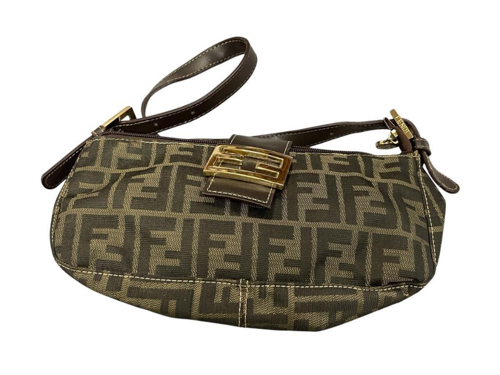 FENDI ZUCCA FF MONOGRAM HAND BAG WITH GOLD FINISH HARDWARE: BUCKLES HAVE SCUFFS / SCRATCHES, OTHERWISE BAG SHOWS LITTLE TO NO SIGNS OF USE, BELIEVED TO BE AUTHENTIC 10" X 3" X 4" 
