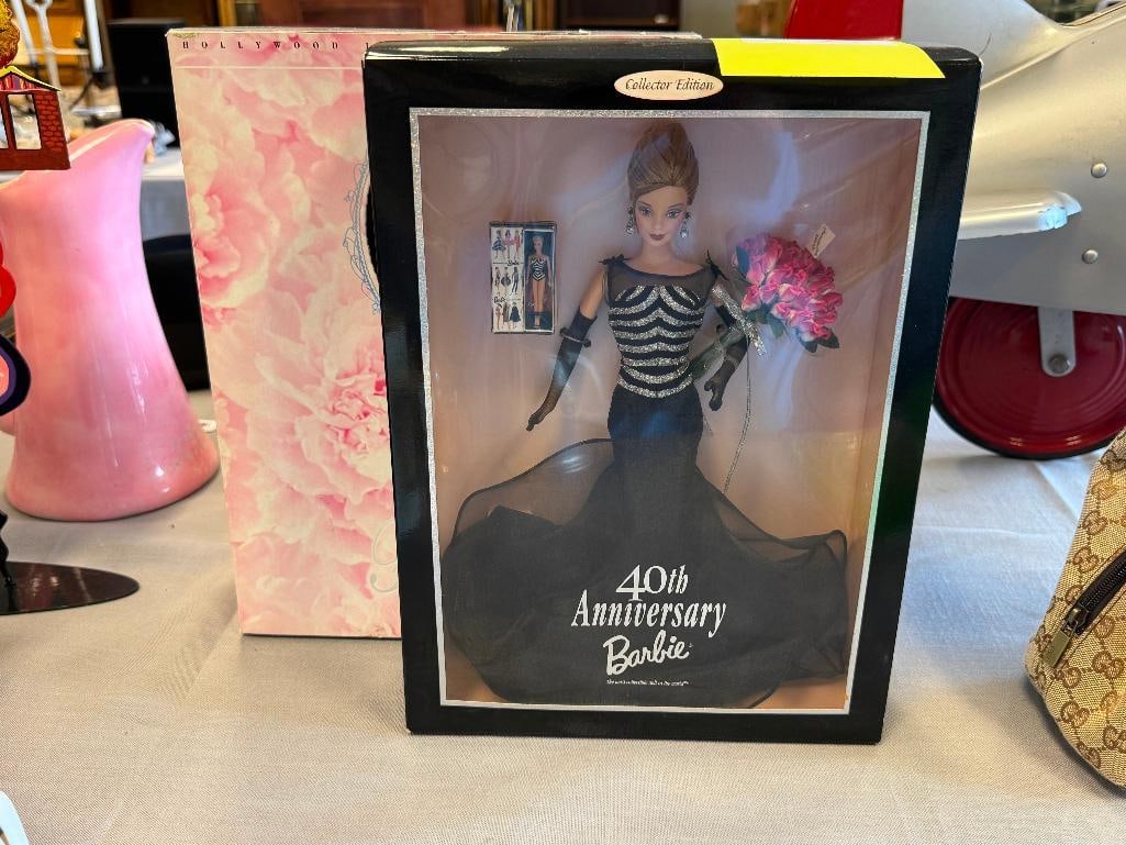 BARBIE COLLECTORS EDITION HOLLYWOOD LEGENDS KEN AS HENRY HIGGINS AND 40TH ANNIVERSARY BARBIE - 2