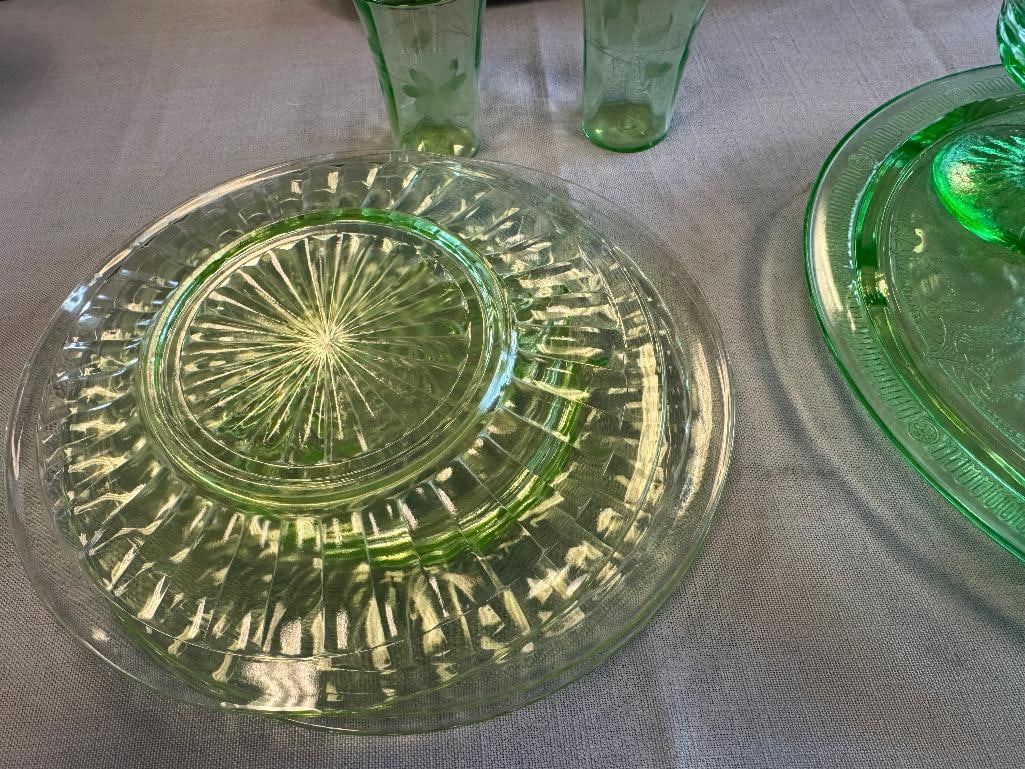 DEPRESSION ERA URANIUM GLASS BY ANCHOR HOCKING BRIGHT GLOW UNDER BLACKLIGHT - 8