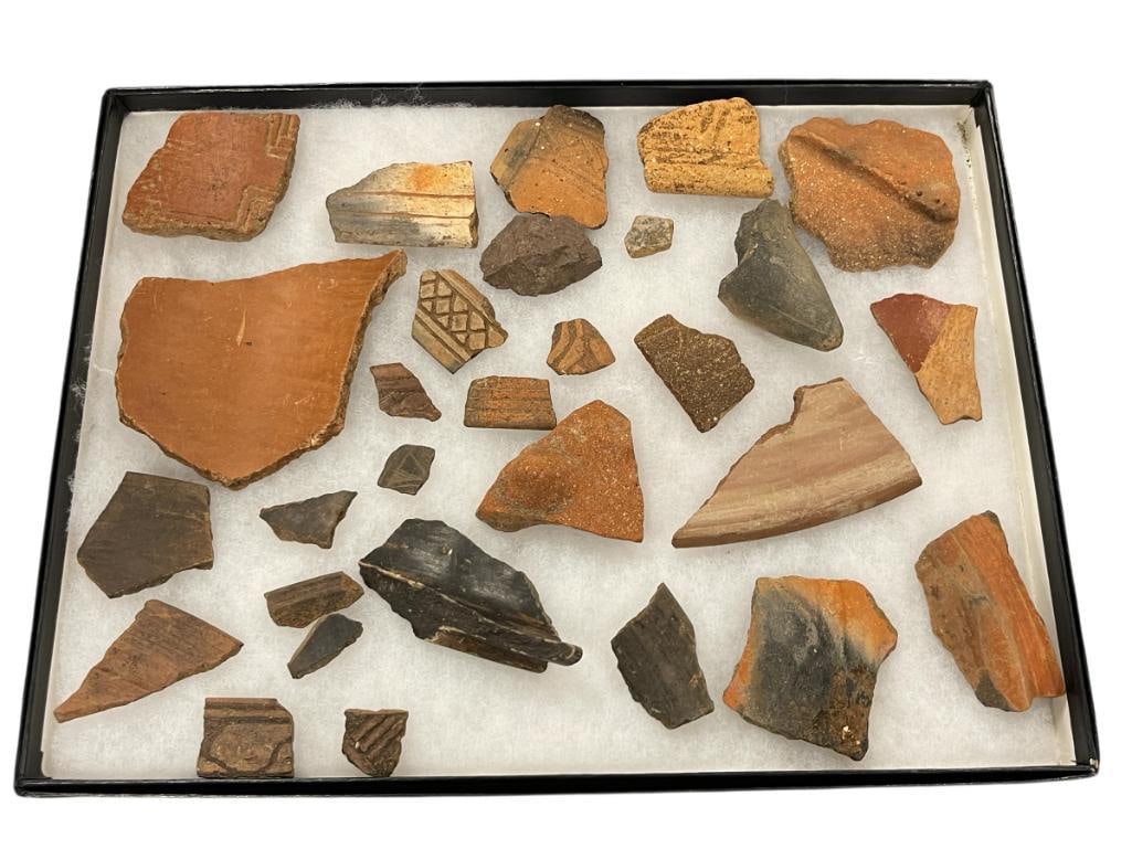 COLLECTION OF ANCIENT POTTERY SHARDS / FRAGMENTS (1 of 19)