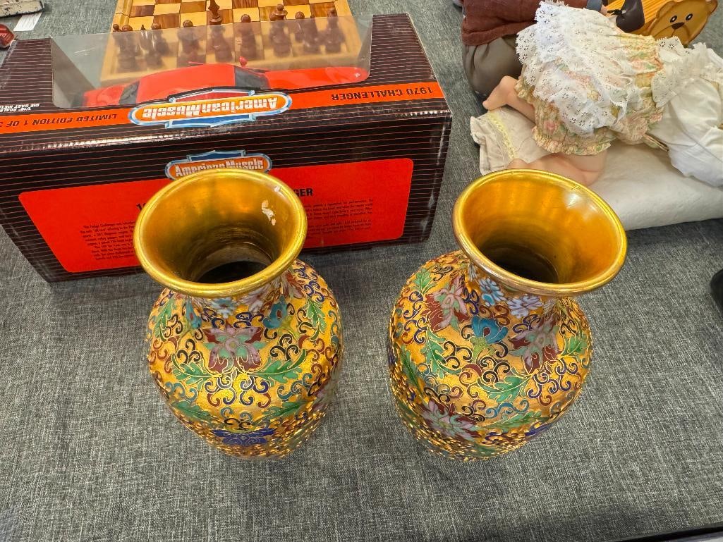 VINTAGE PAIR OF CHINESE CLOISONNE ENAMEL VASES INTRICATE FLORAL AND FOLIATE MOTIFS - 10