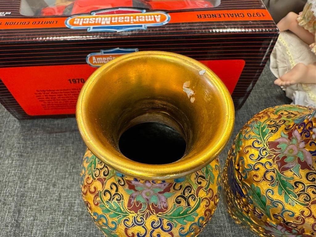 VINTAGE PAIR OF CHINESE CLOISONNE ENAMEL VASES INTRICATE FLORAL AND FOLIATE MOTIFS - 3