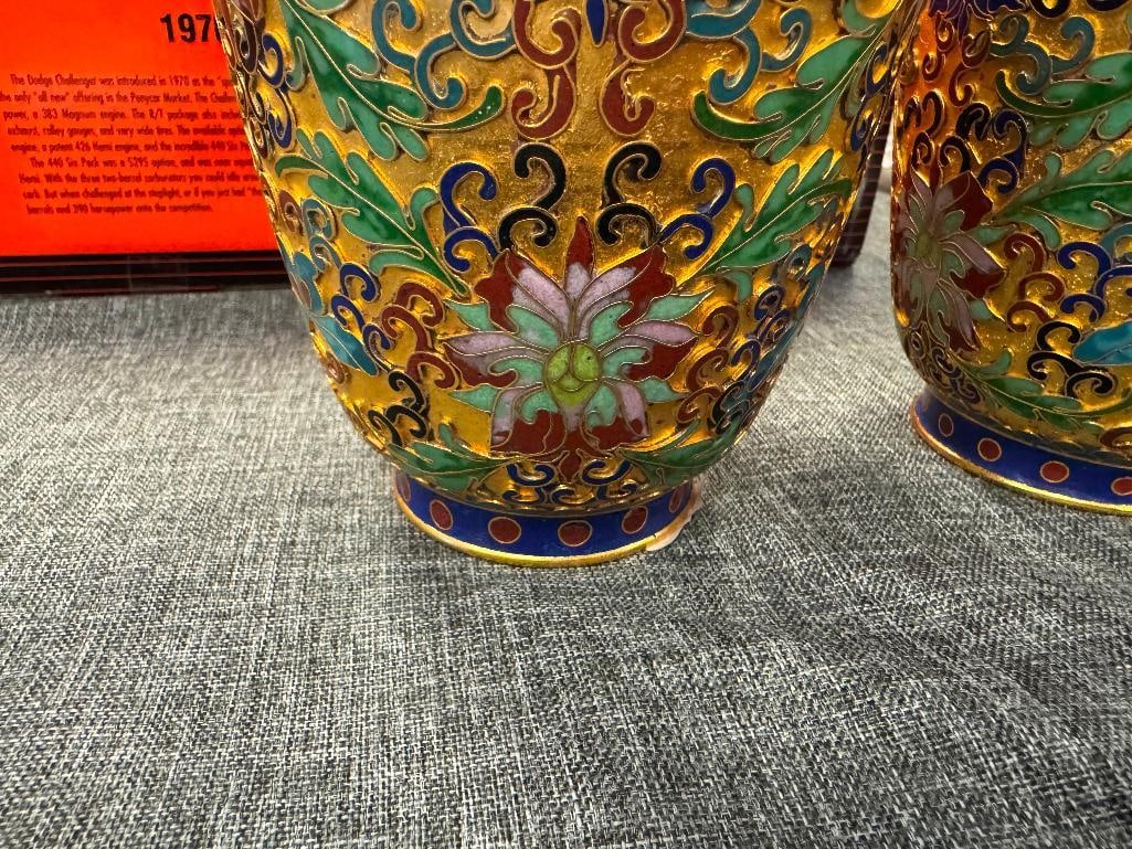 VINTAGE PAIR OF CHINESE CLOISONNE ENAMEL VASES INTRICATE FLORAL AND FOLIATE MOTIFS - 4