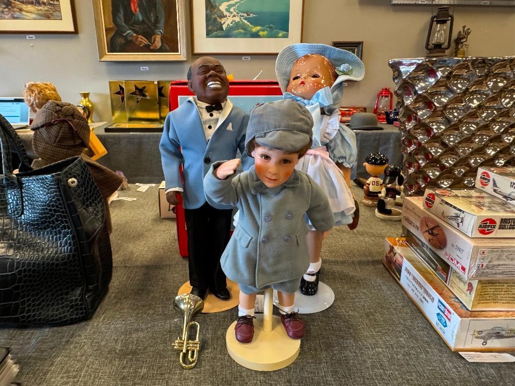 VINYL, COMPOSITE, AND PORCELAIN DOLLS EFFANBEE AND ELKE HUTCHENS DOLLS - 2