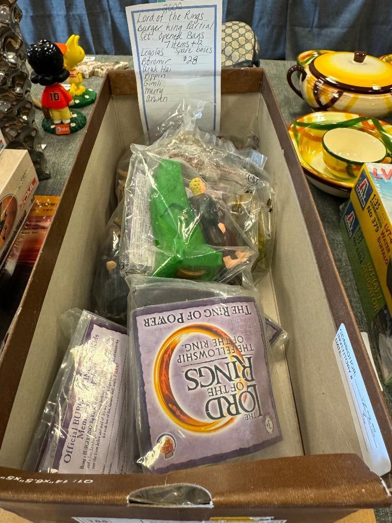 2000 LORD OF THE RINGS BURGER KING HAPPY MEAL TOYS ALL SEALED - 3