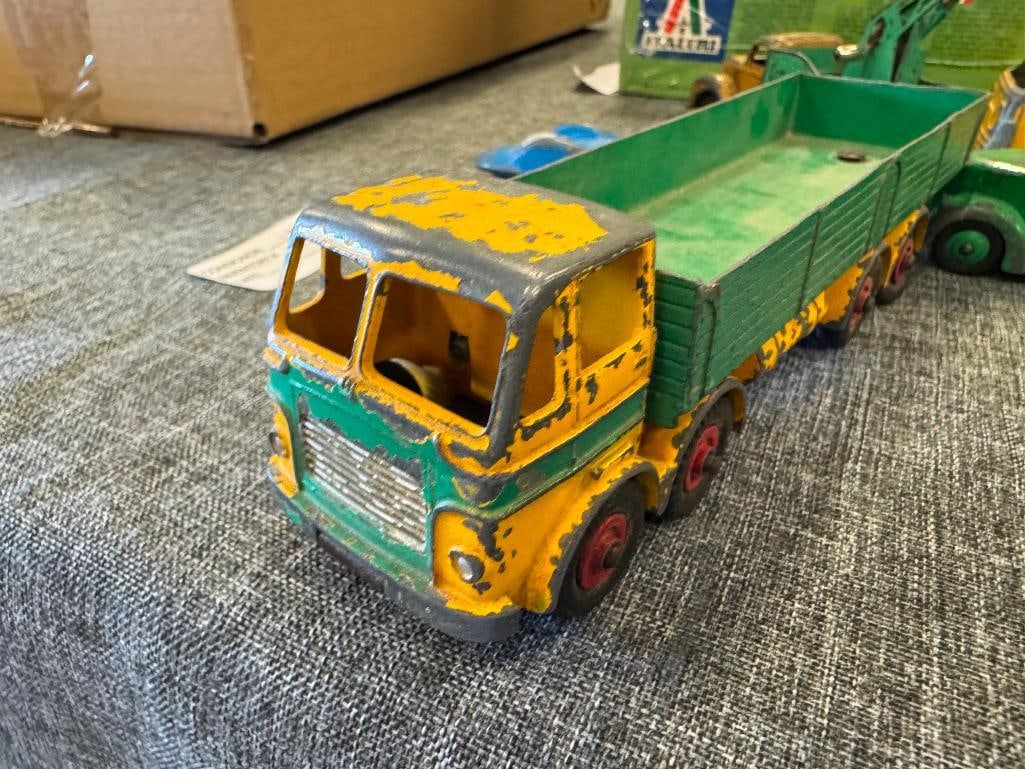 VINTAGE DINKY, CORGI, AND TOOTSIE TOY DIE-CAST CARS - 6