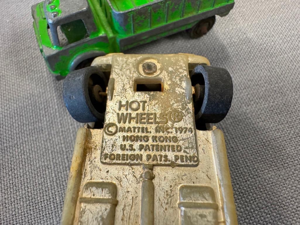 VINTAGE LESNEY, HOTWHEELS, TOOTSIE TOY, TOMICA, DINKY DIE-CAST 1/6 SCALE TOY CARS - 13