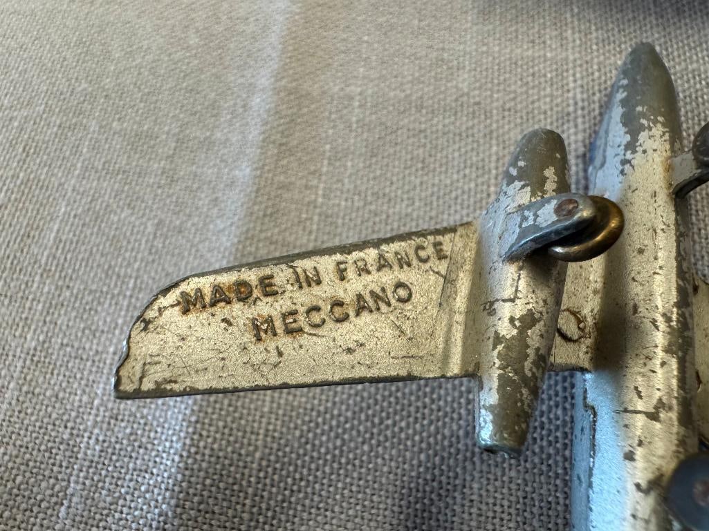 VINTAGE LESNEY, HOTWHEELS, TOOTSIE TOY, TOMICA, DINKY DIE-CAST 1/6 SCALE TOY CARS - 17