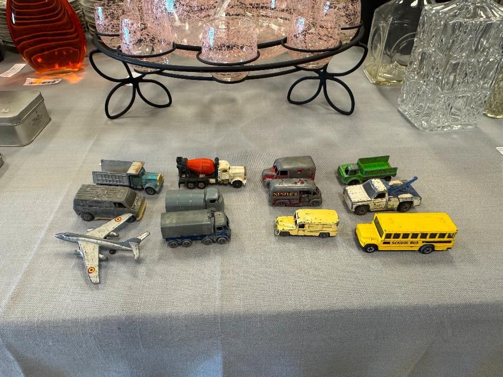 VINTAGE LESNEY, HOTWHEELS, TOOTSIE TOY, TOMICA, DINKY DIE-CAST 1/6 SCALE TOY CARS - 2