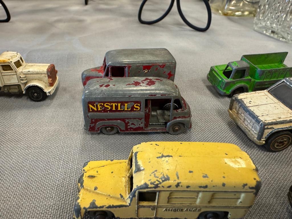 VINTAGE LESNEY, HOTWHEELS, TOOTSIE TOY, TOMICA, DINKY DIE-CAST 1/6 SCALE TOY CARS - 5