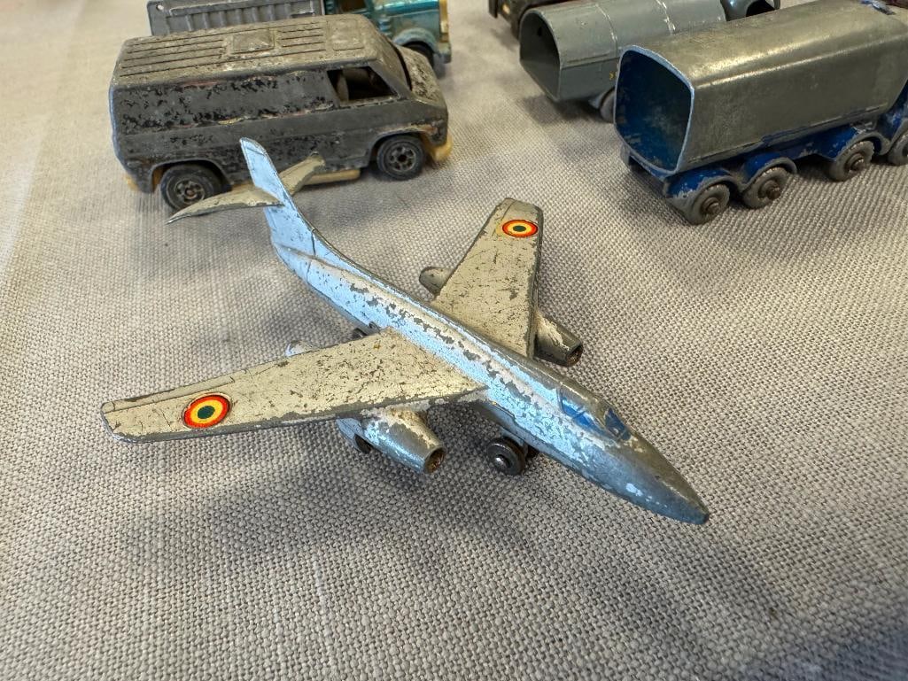 VINTAGE LESNEY, HOTWHEELS, TOOTSIE TOY, TOMICA, DINKY DIE-CAST 1/6 SCALE TOY CARS - 9