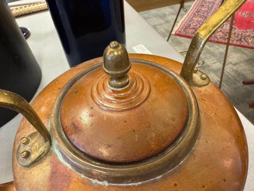 20TH CENTURY COPPER TEA KETTLE WITH BRASS HANDLE - 5