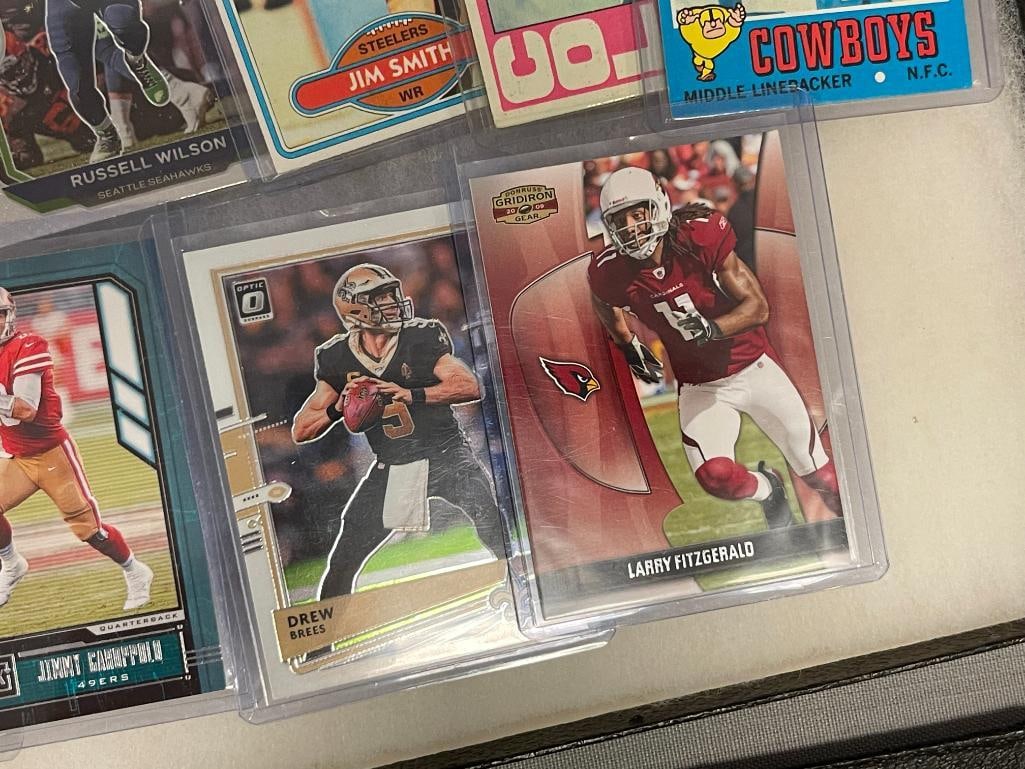 TWENTY ASSORTED NFL FOOTBALL SPORT PLAYER CARDS BARRY SANDERS, JOHN ELWAY, BRETT FAVRE - 3