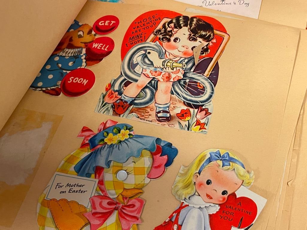 20TH CENTURY LEATHER EMBOSSED SCRAP BOOK FILLED WITH GREETING CARDS VALENTINES, BIRTHDAY, EASTER - 9