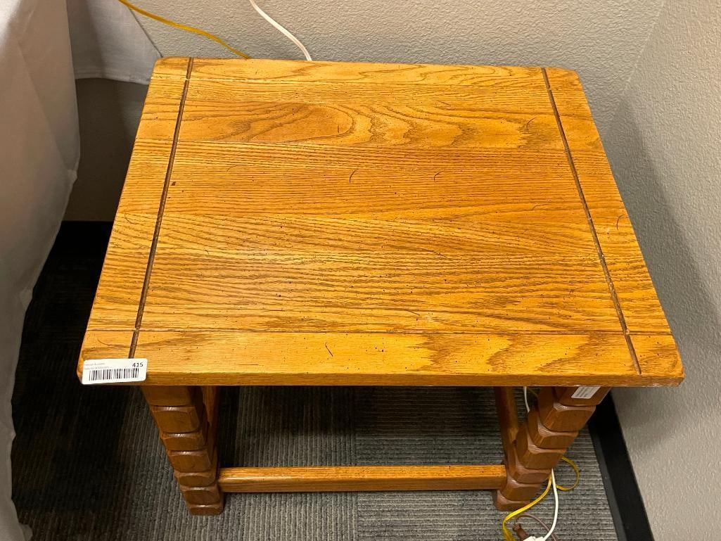 COLONIAL STYLE RECTANGULAR OAK SIDE TABLE - 2