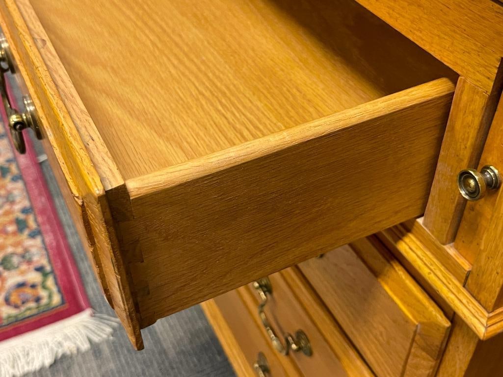 ETHAN ALLEN OAK DROP FRONT SECRETARYS DESK WITH BOOKCASE TOP - 9