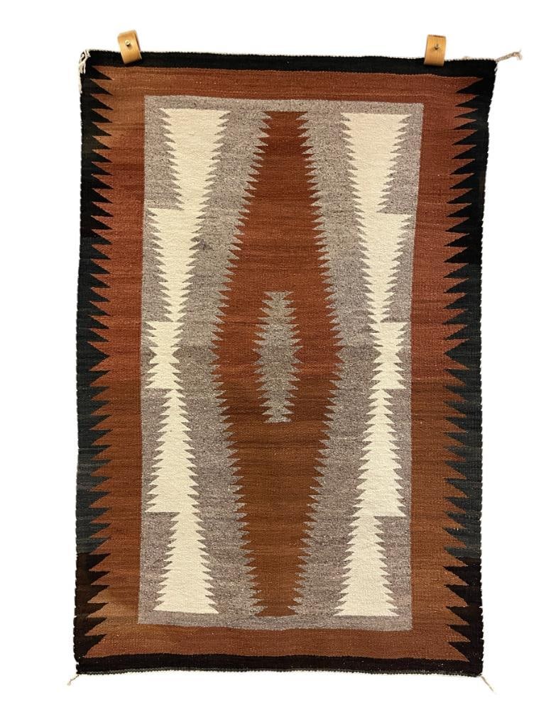 VINTAGE 20TH CENTURY NATIVE AMERICAN HAND WOVEN RUG WITH HAND DYED WOOL IN GEOMETRIC DESIGN (1 of 5)