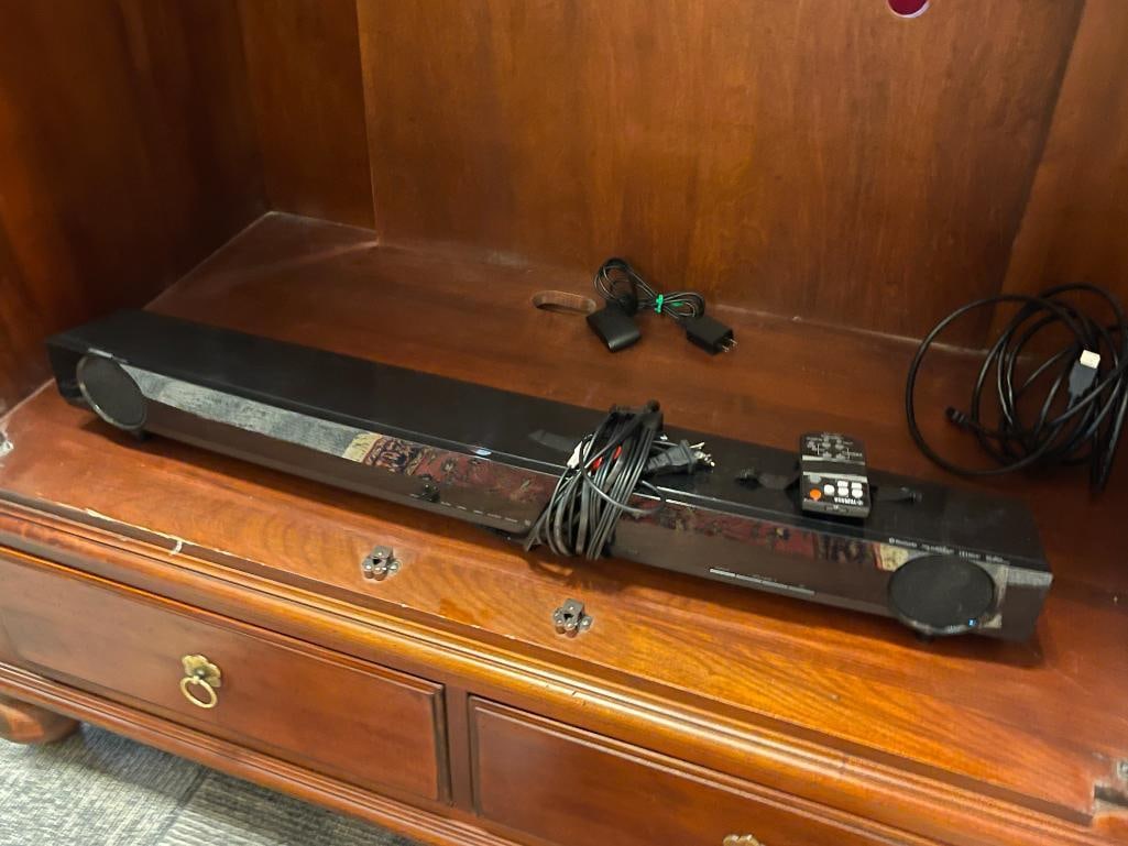 YAMAHA ATS-1030 SOUNBAR WITH BLUETOOTH: WITH REMOTE 35" L 
