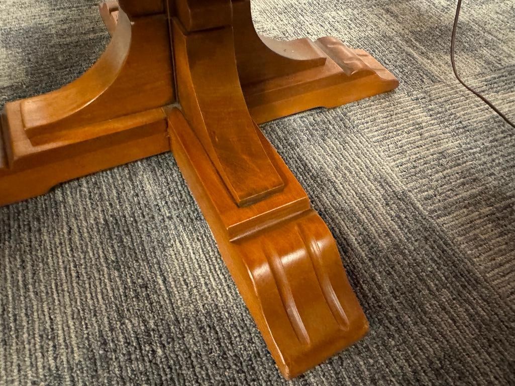 20TH CENTURY GRAND RAPIDS CHAIR CO SOLID OAK EDWARDIAN STYLE STORAGE BENCH - 16