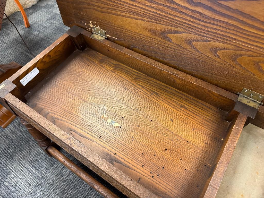 20TH CENTURY GRAND RAPIDS CHAIR CO SOLID OAK EDWARDIAN STYLE STORAGE BENCH - 8