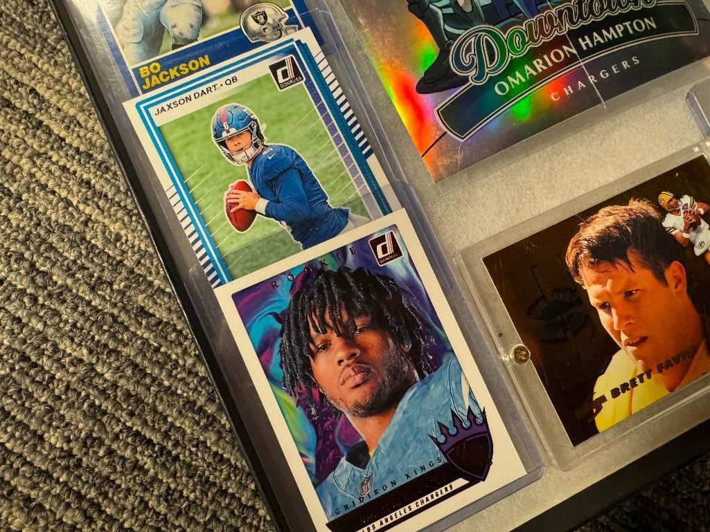 13 FOOTBALL NFL GREATS SPORT PLAYER CARDS BRETT FAVRE, JERRY RICE, DAN MARINO, BO JACKSON - 6